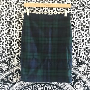J Crew Blue and green plaid pencil skirt 👗
